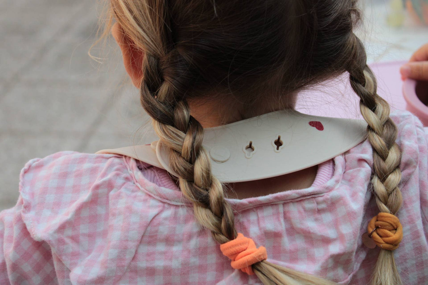 Shayan Amore Silicone Bib (Ivory)