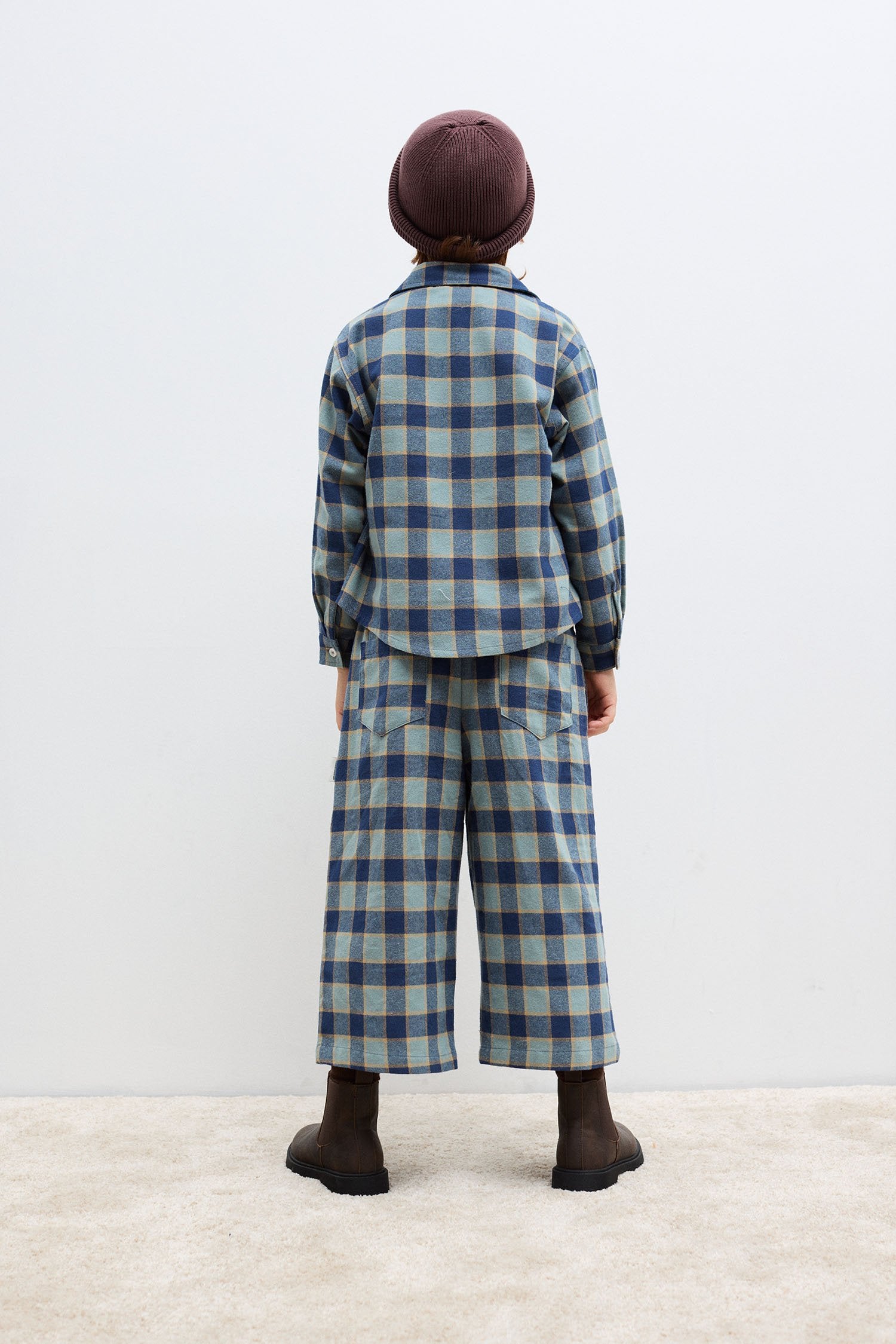 Checkered blue flare pants
