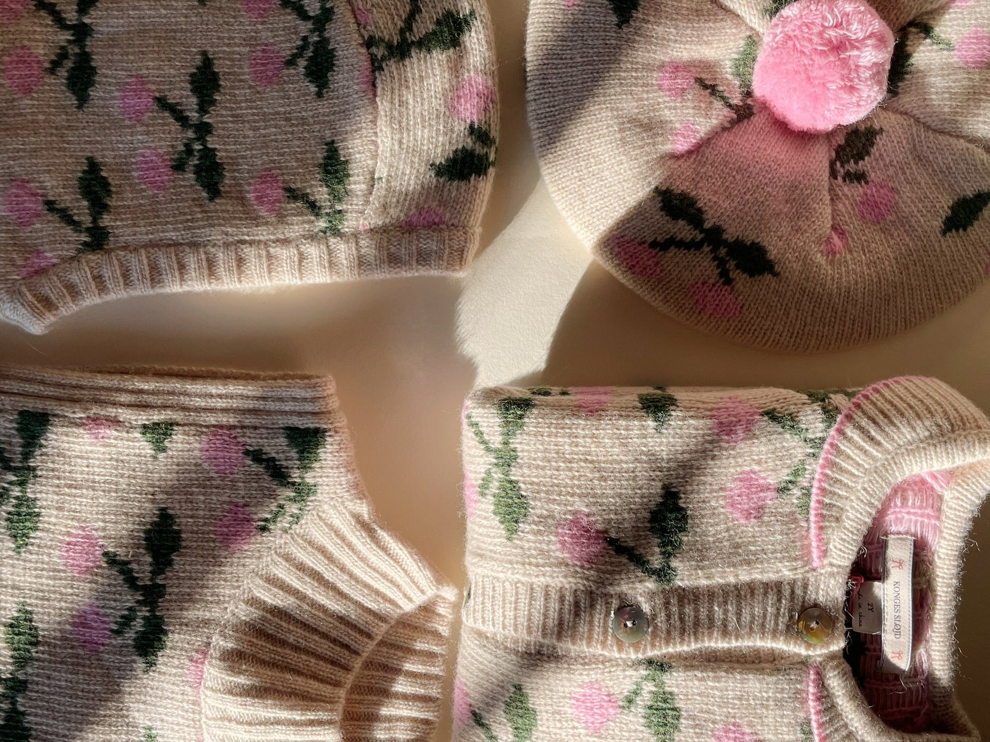 BELOU BALACLAVA - cherry