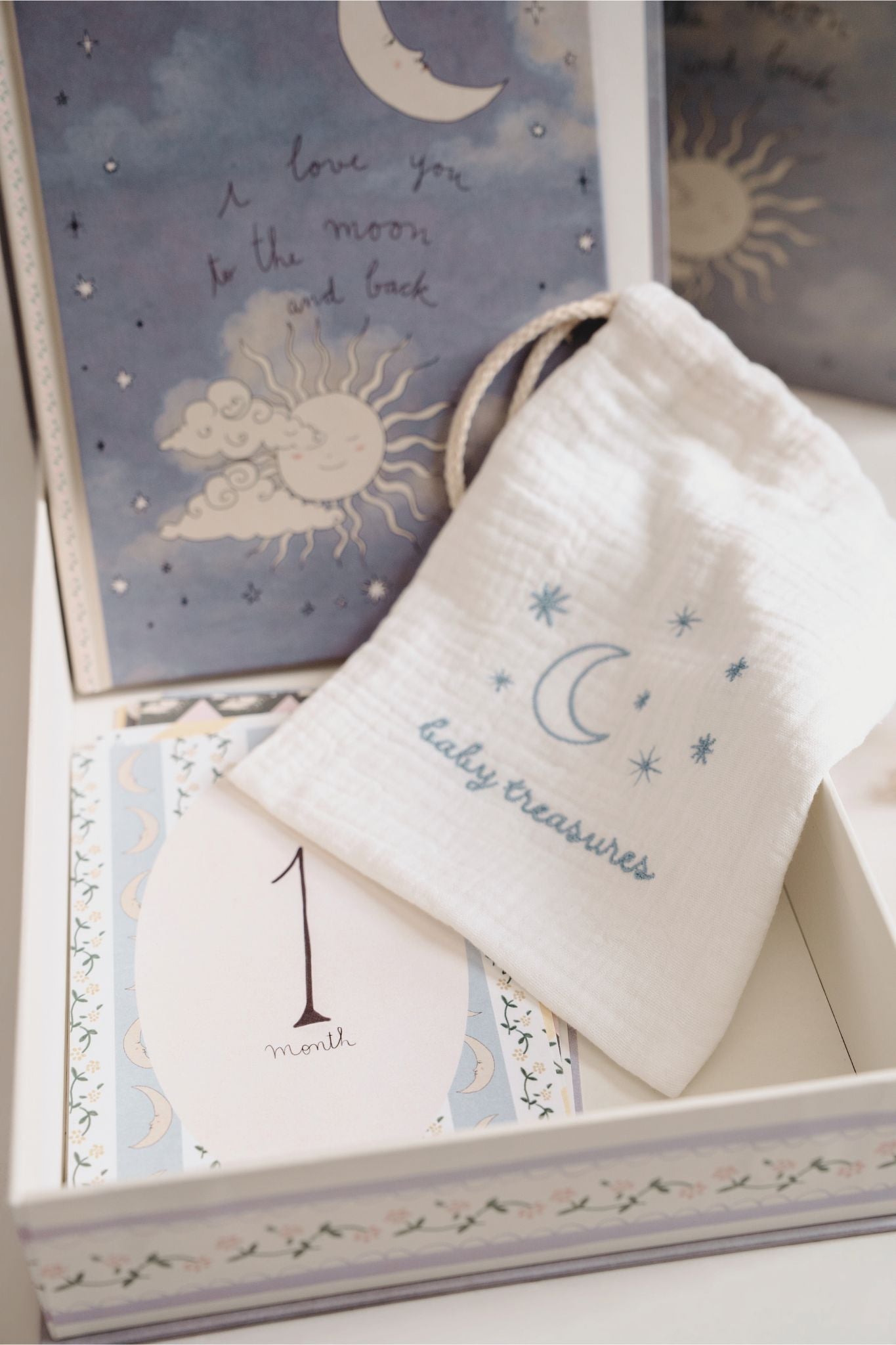 HELLO BABY BOX - El regalo ideal para Recién Nacidos
