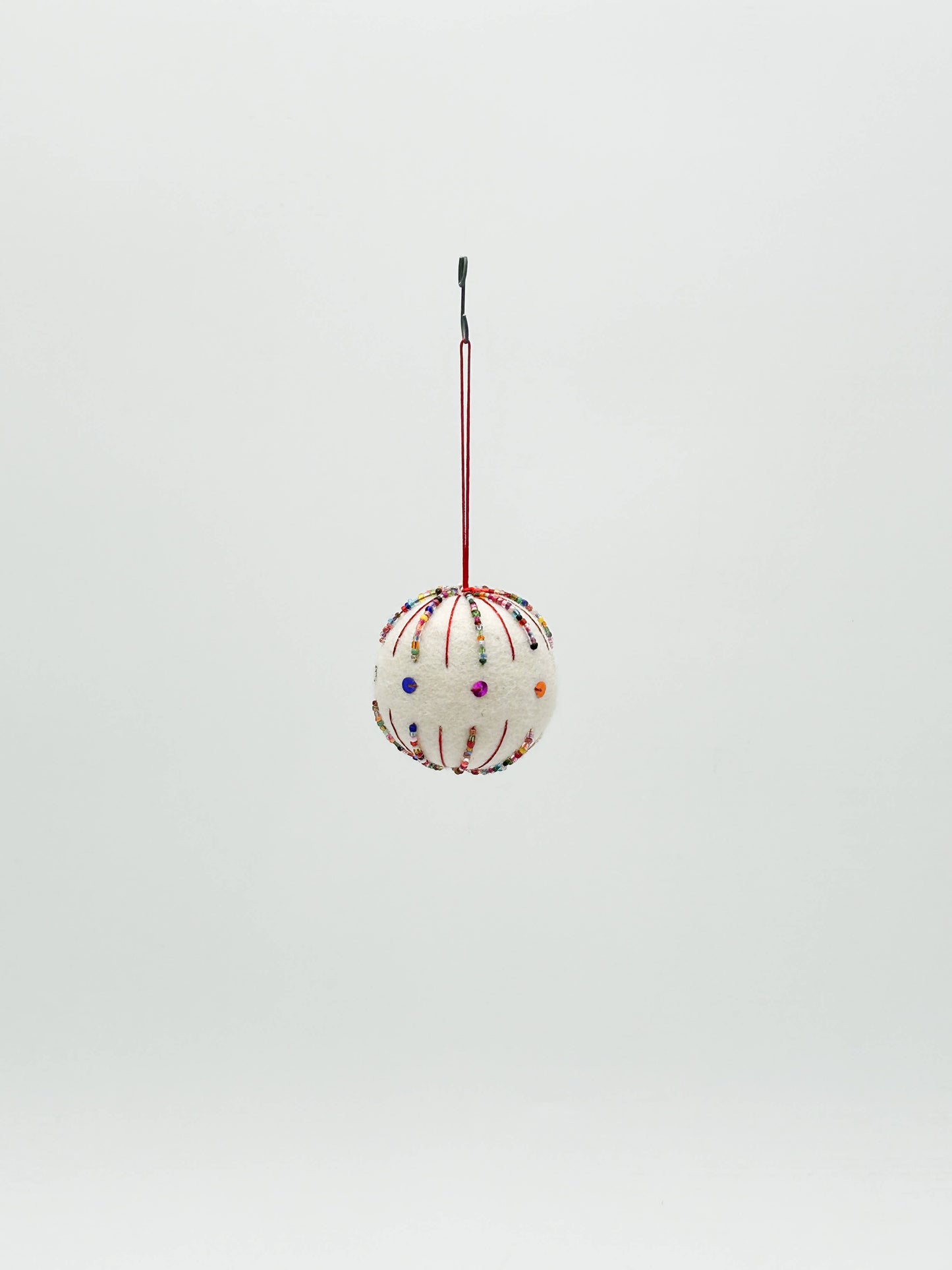White Ball, Model Nº 6 -