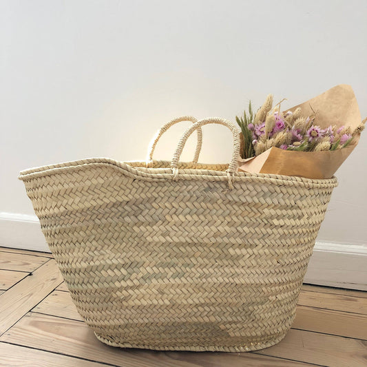 Straw tote basket