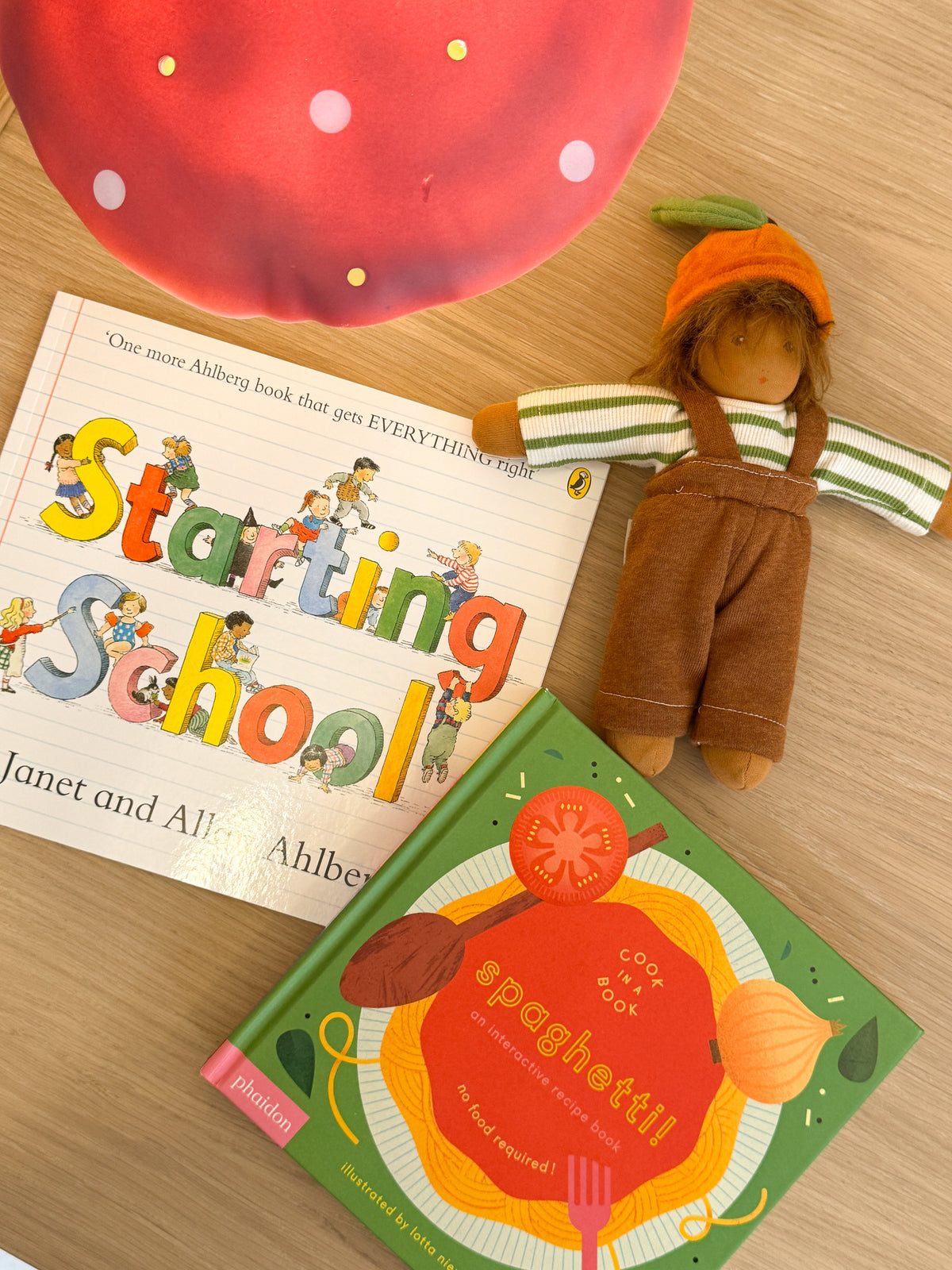 Books ( 2 - 4 years old )