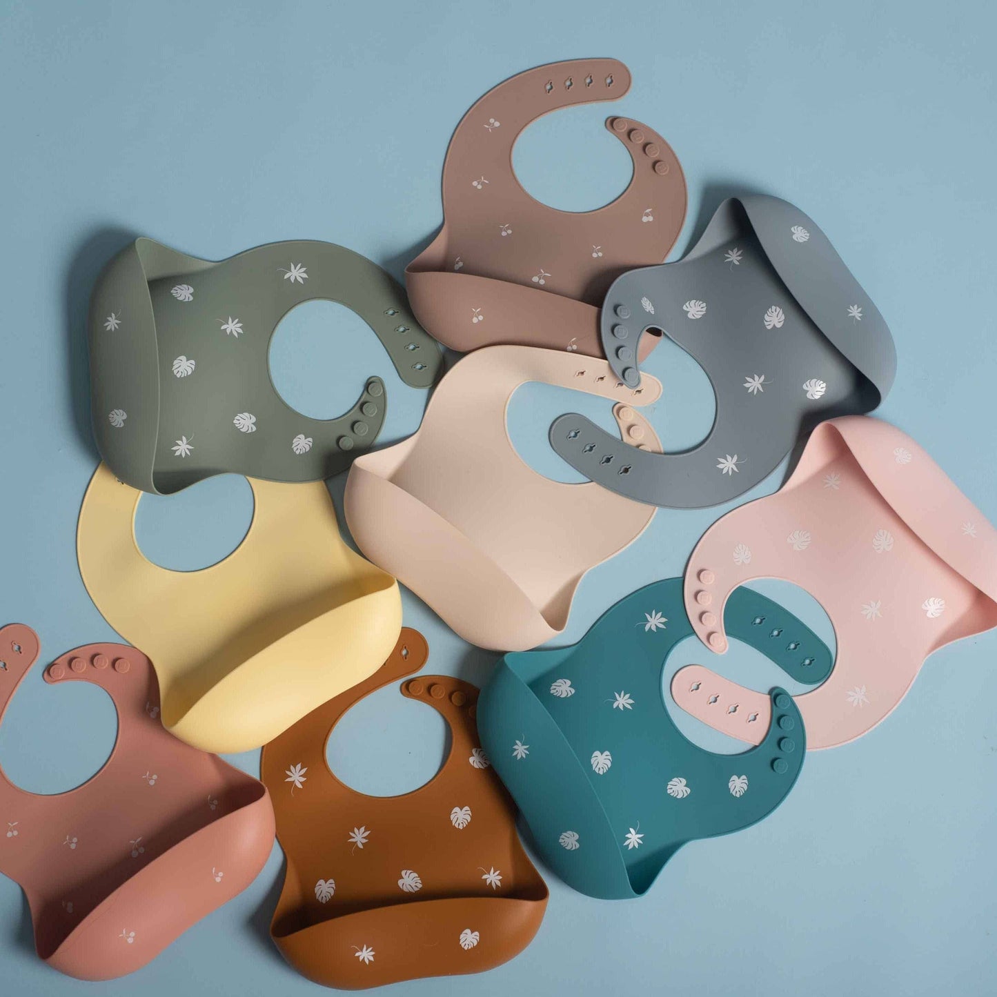 Shayan Silicone Bib - Cherry (Taupe)