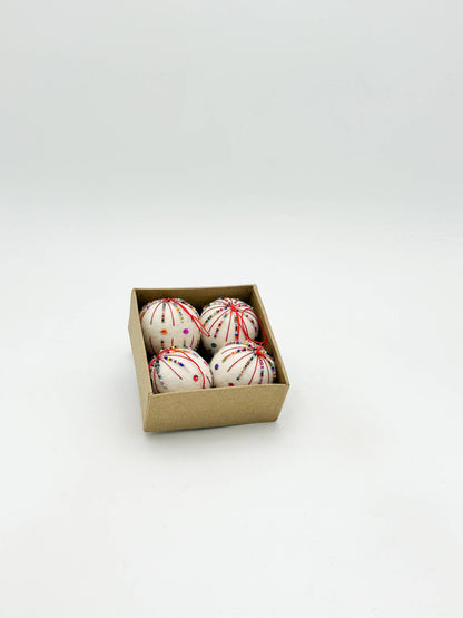 White Ball, Model Nº 6 -