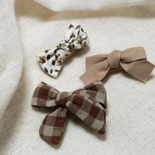 Set vichy-taupe-flowers-plain beige hair clips