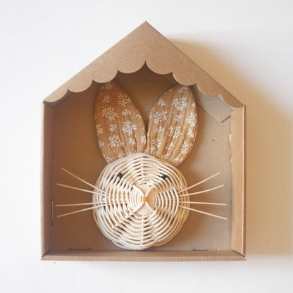 Trophy Rabbit foliage cookie