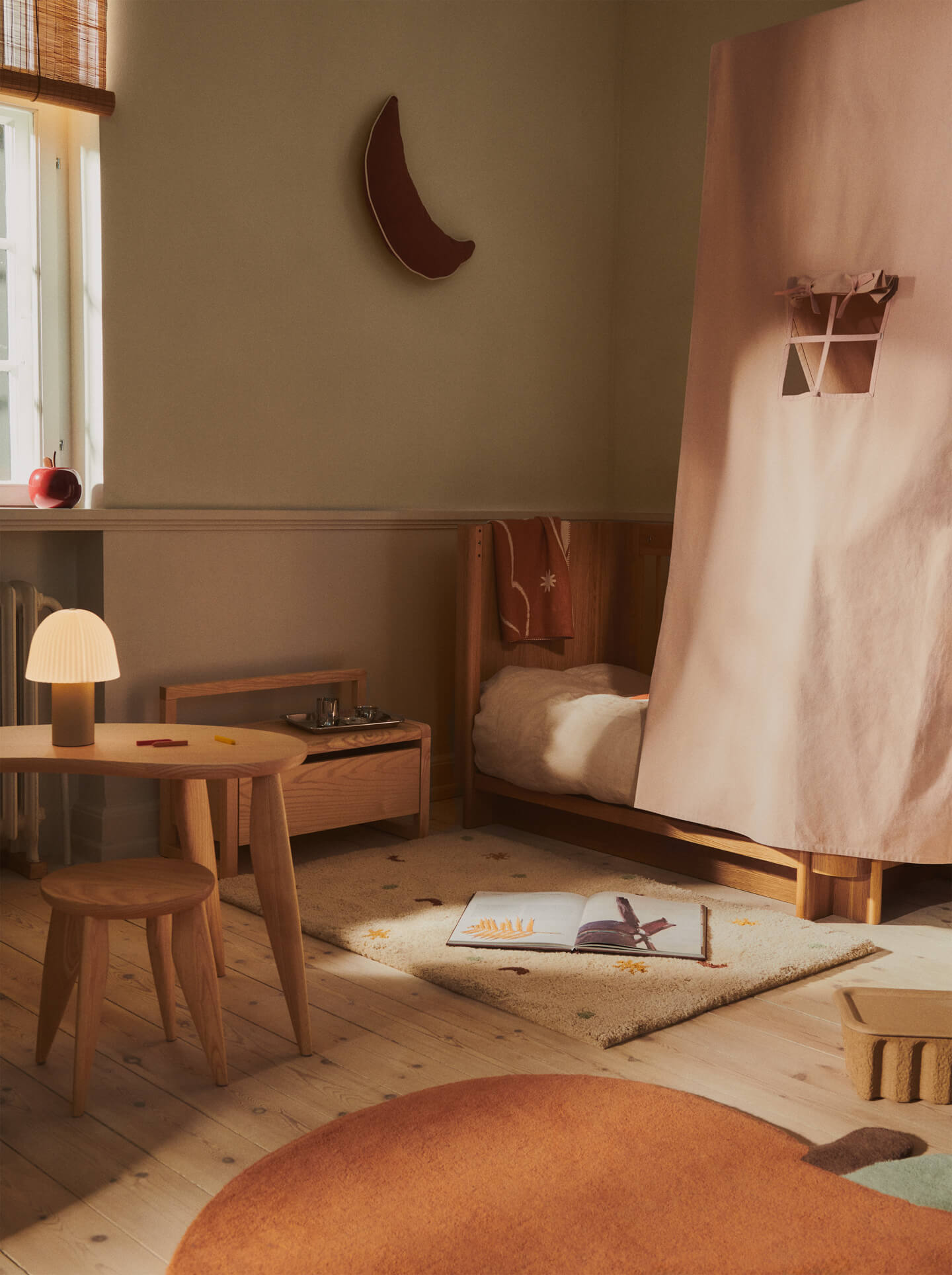 Skye Tufted Rug - Parchment
