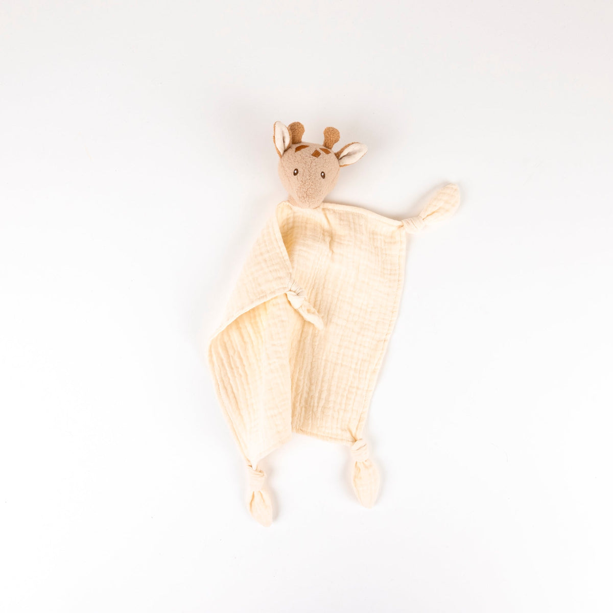 Leonie the giraffe doudou