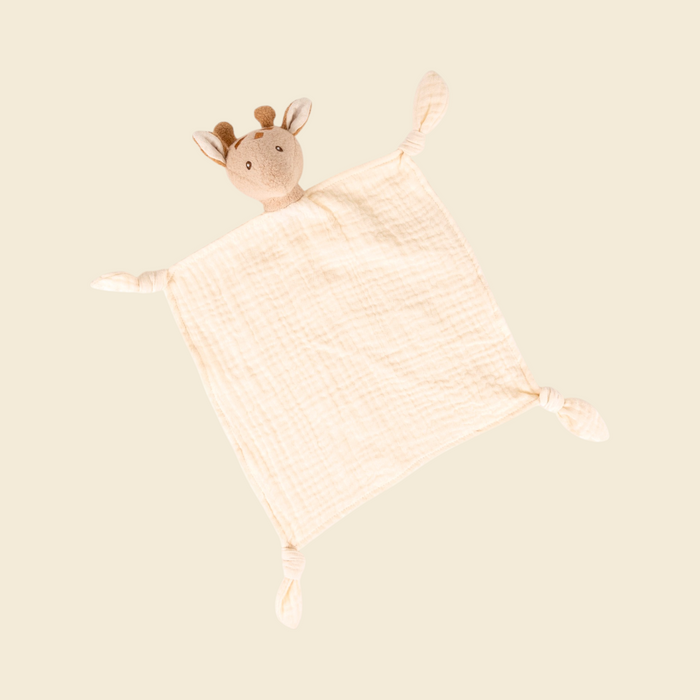Leonie the giraffe doudou