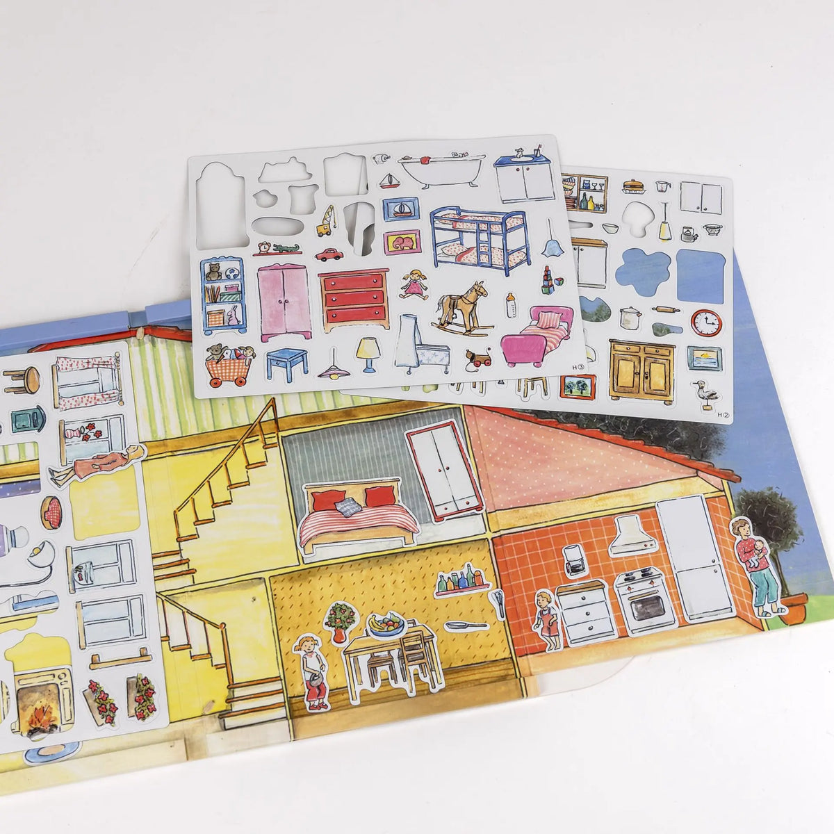 House Magnetic Game