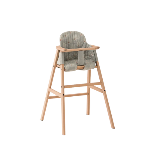 Growing Green evolving chair with tray and cushion