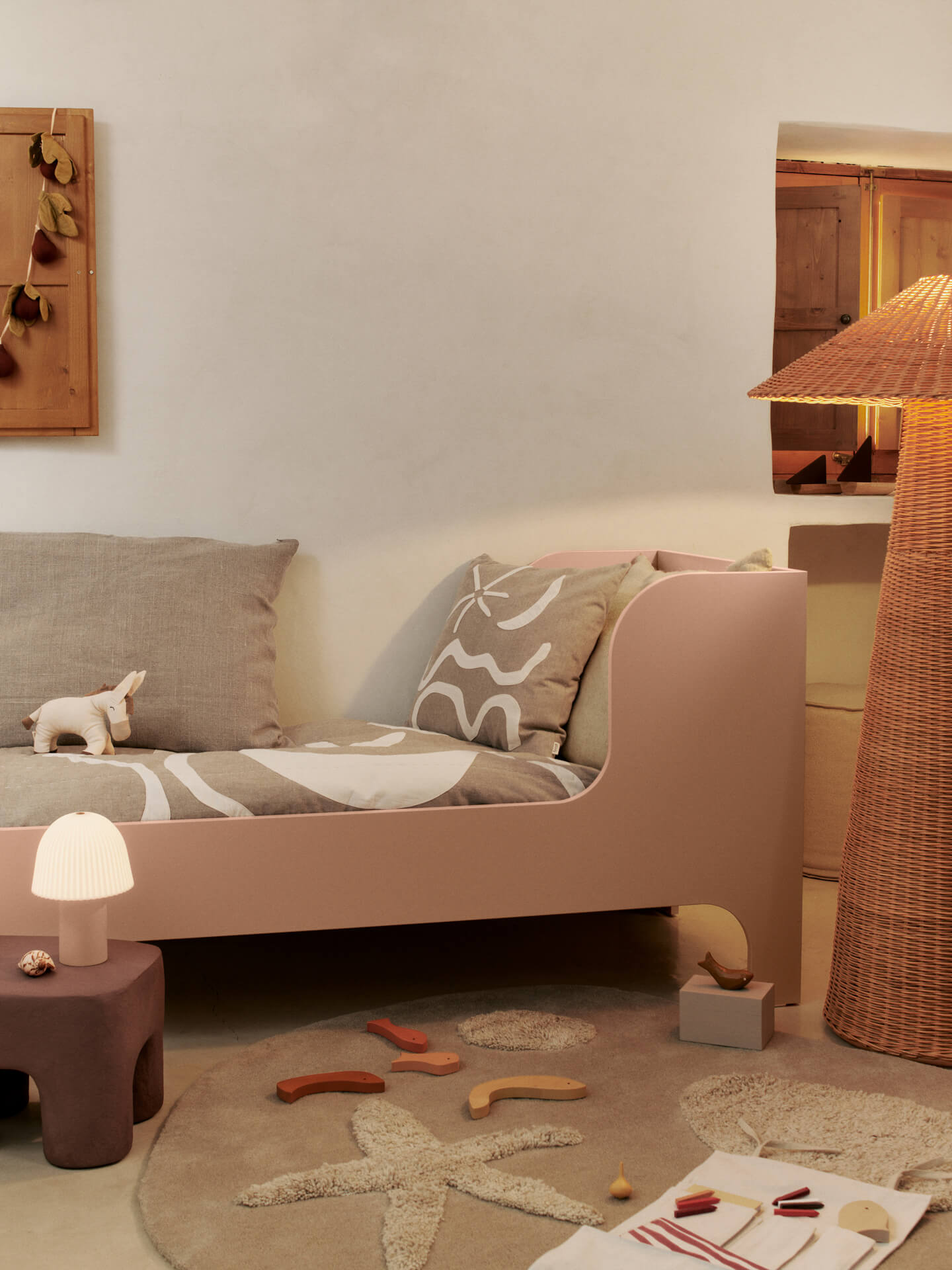 Kove Tufted Rug - Natural