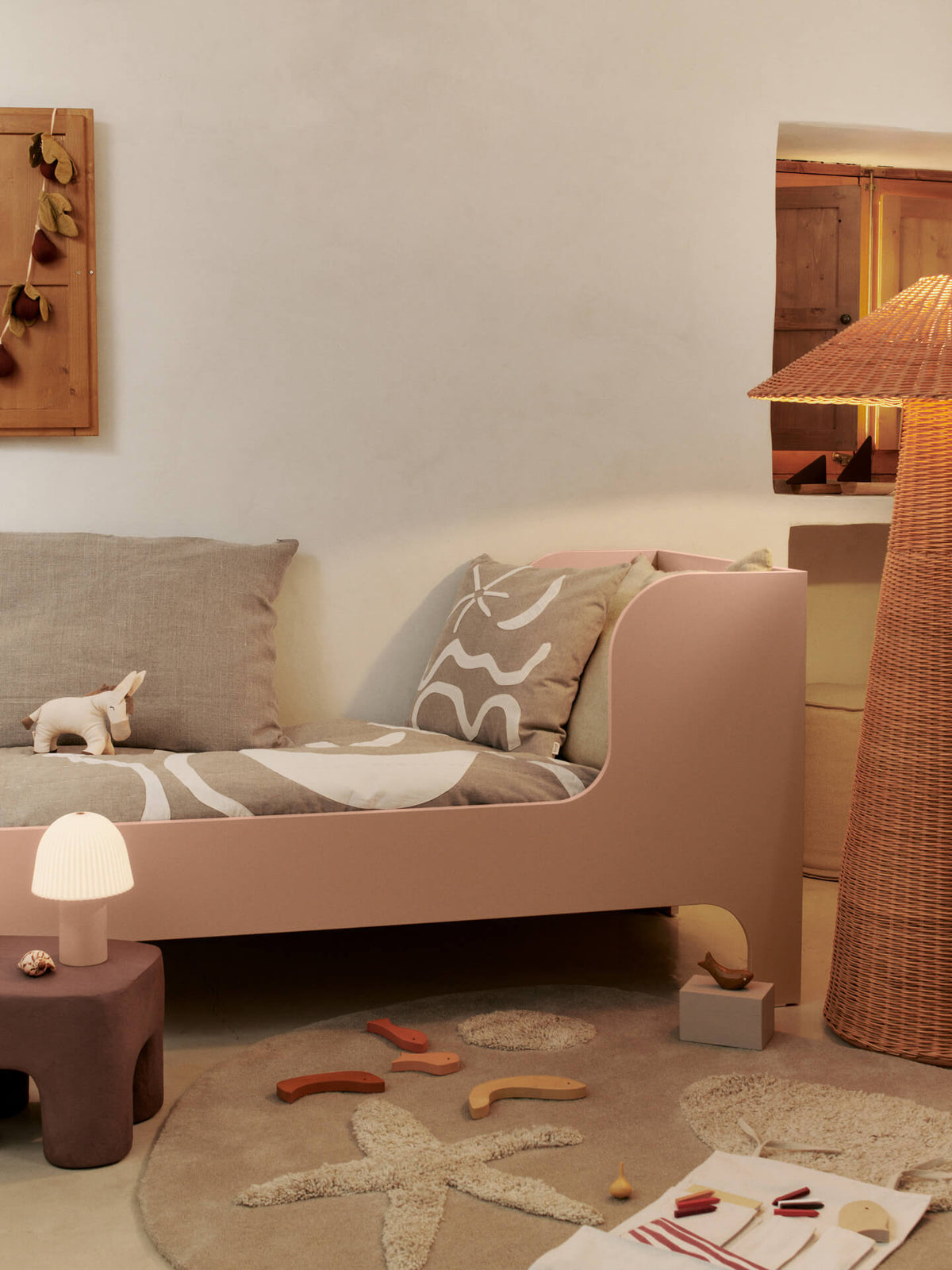 Kove Tufted Rug - Natural
