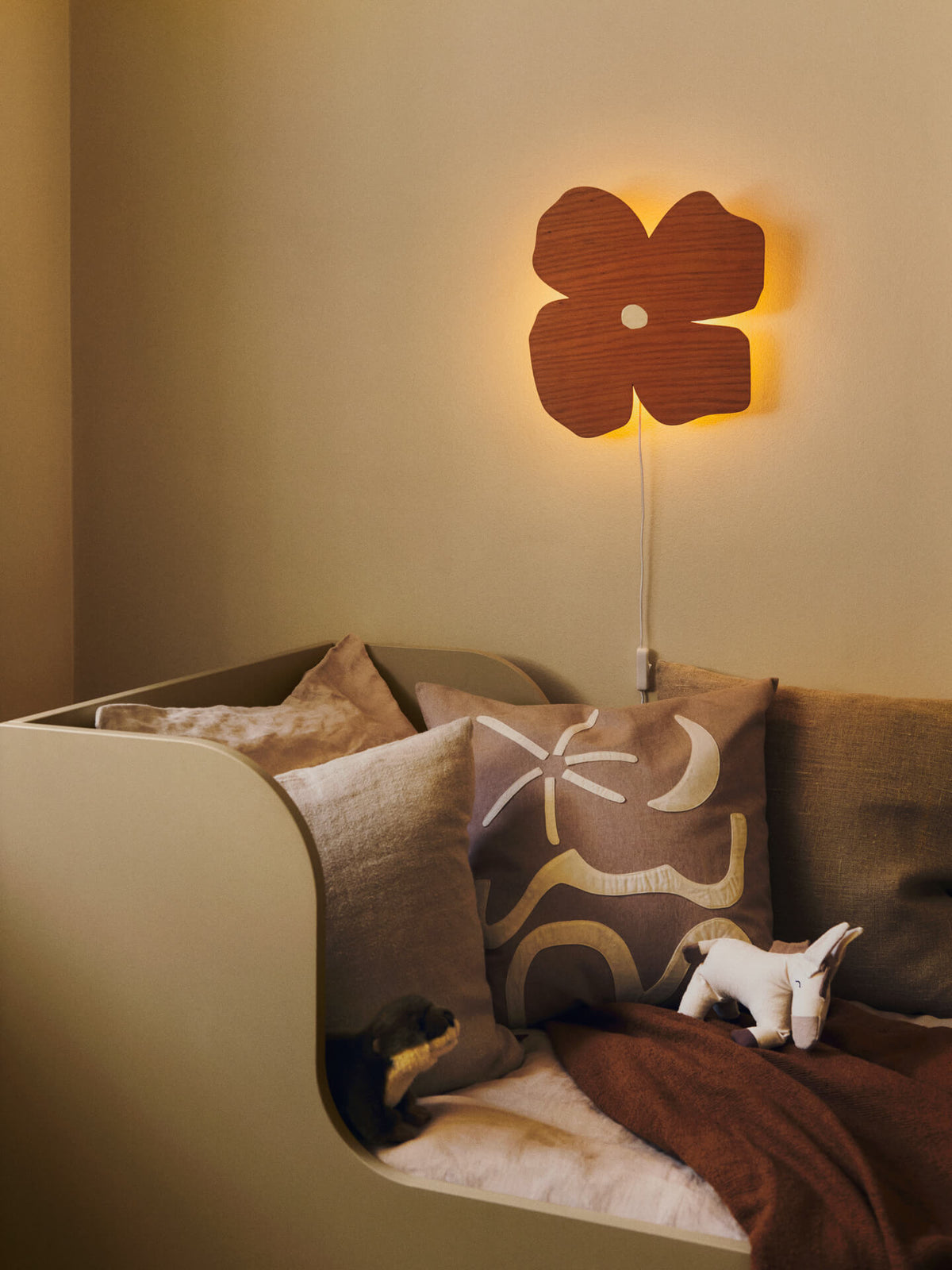 Poesie Lamp - Brown Clay