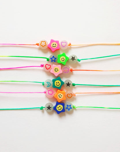 “Good Vibes” fluorescent bracelet