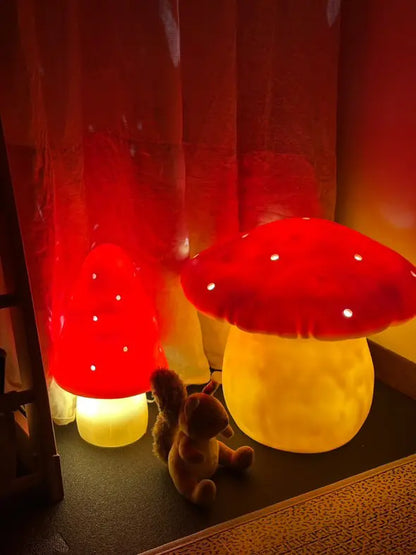 LAMP LARGE MUSHROOM RED