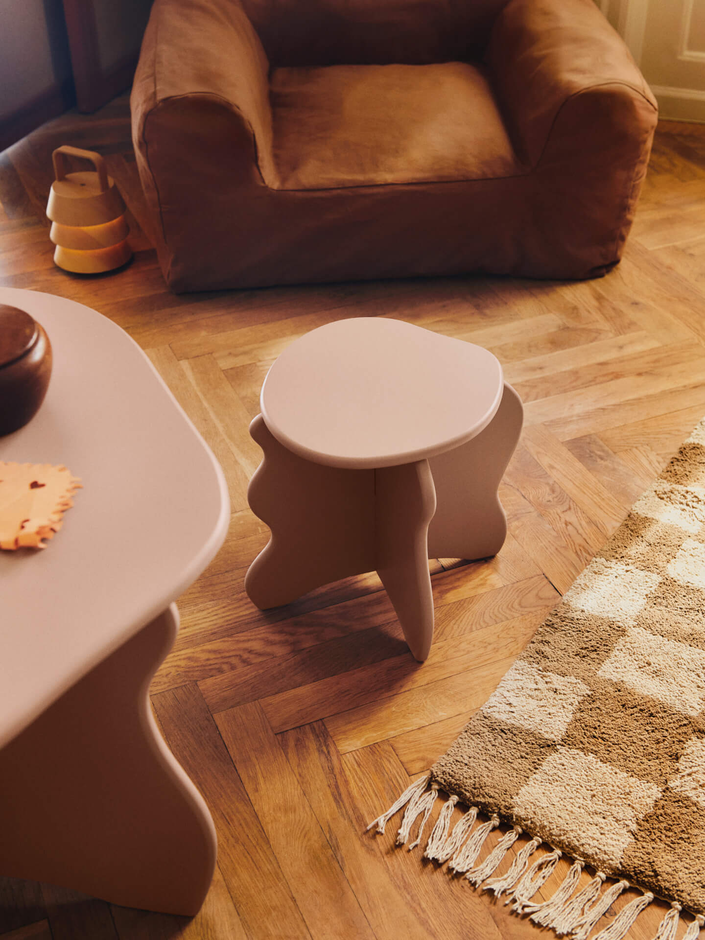 Slope Stool - Rose