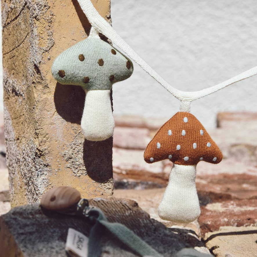 Pram Chain - Mushrooms - Organic Cotton - Easy Clip On