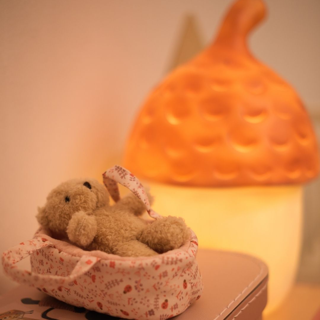 LAMP ACORN RED BRICK
