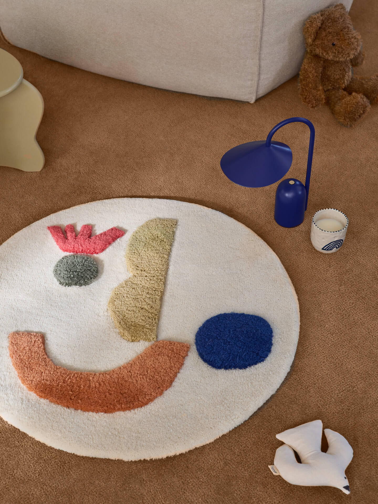Panto Tufted Rug - Off-white