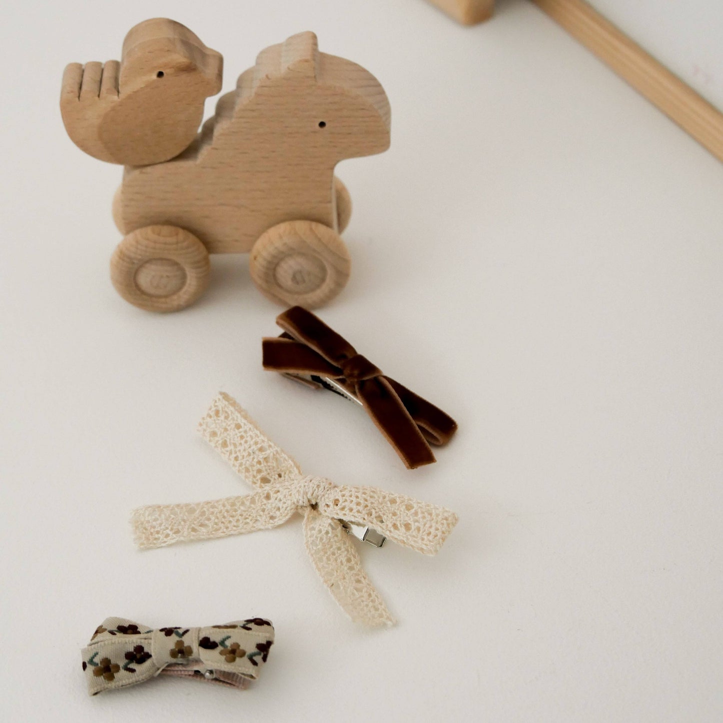 Caramel barrette set