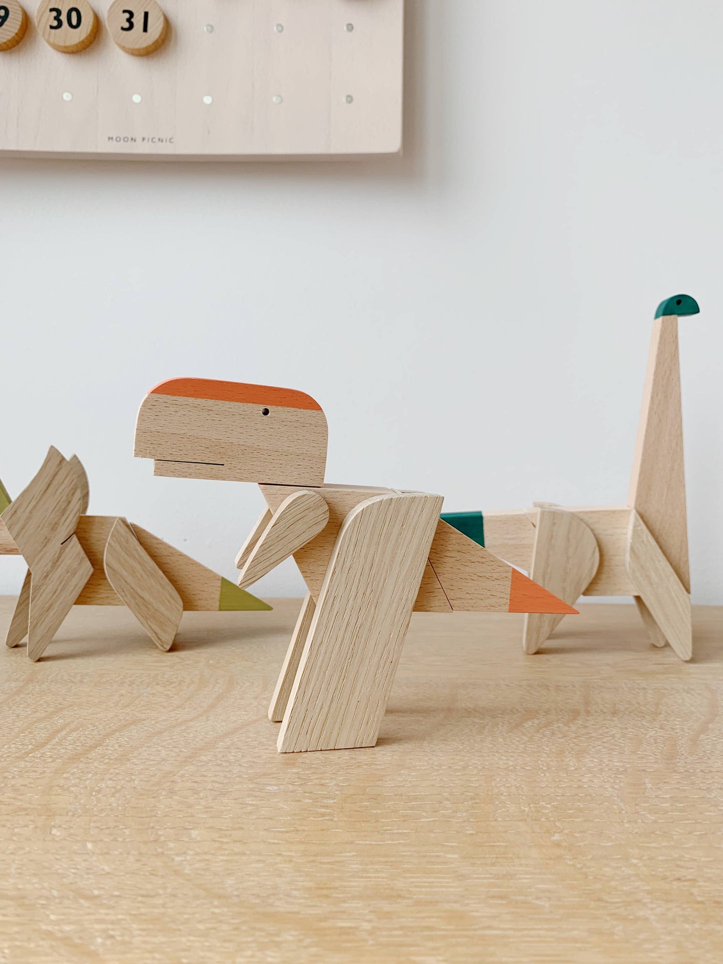 Wooden Magnetic Brontosaurus Dinosaur