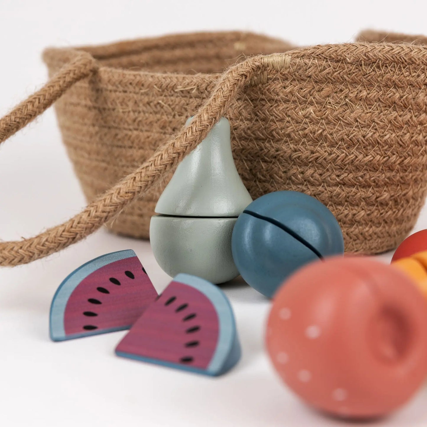 Wooden fruit and vegetables set