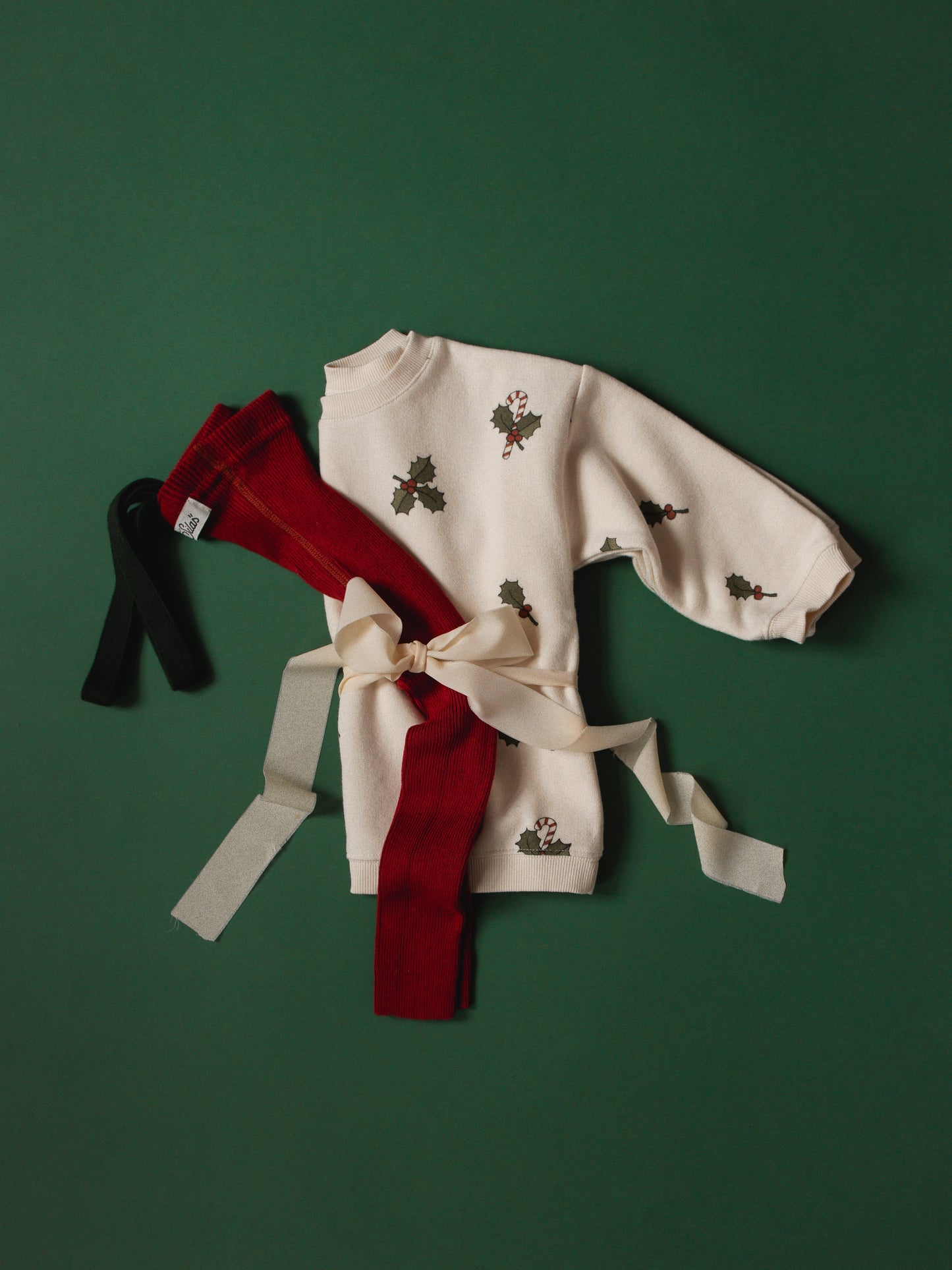 Footless Maple Leaf x Dark Forest Green