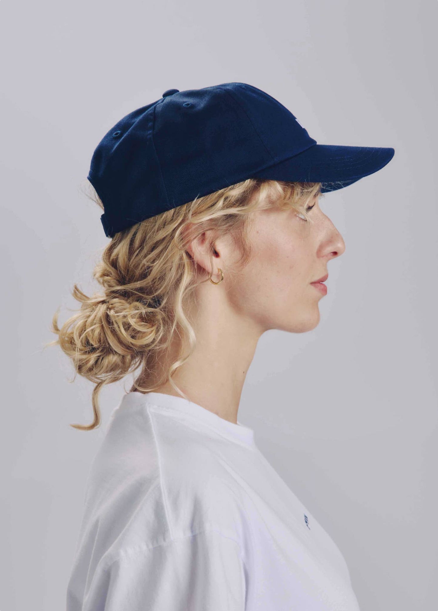 MOM CAP