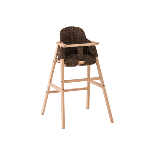 Growing Green evolving chair with tray and cushion