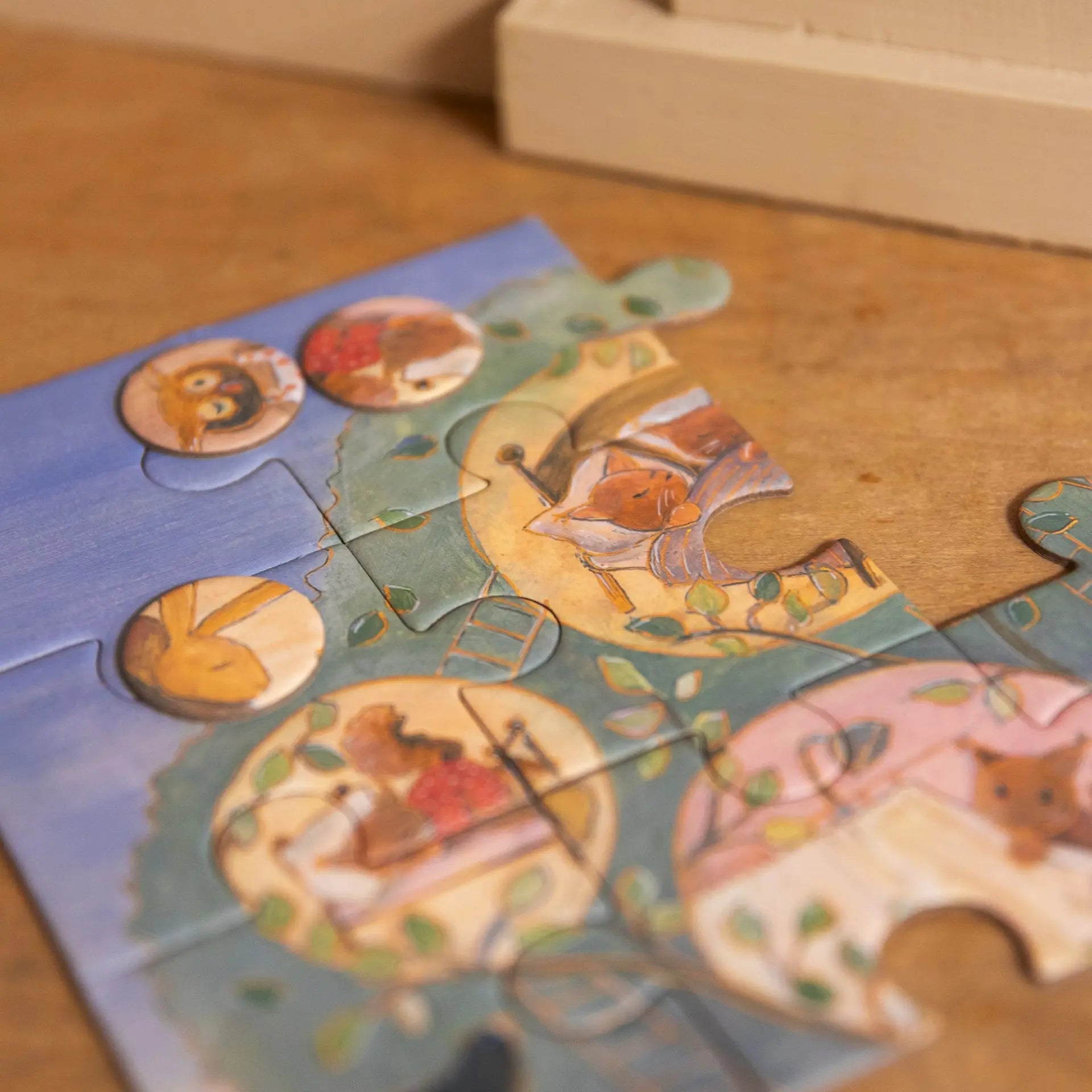 Squirrel Tree Puzzle (24 pieces)
