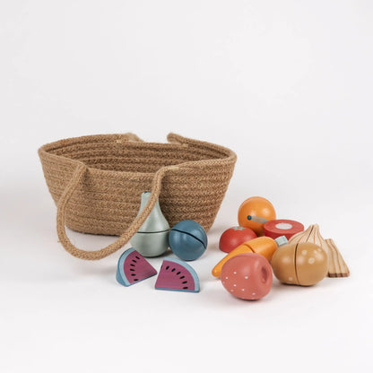 Wooden fruit and vegetables set