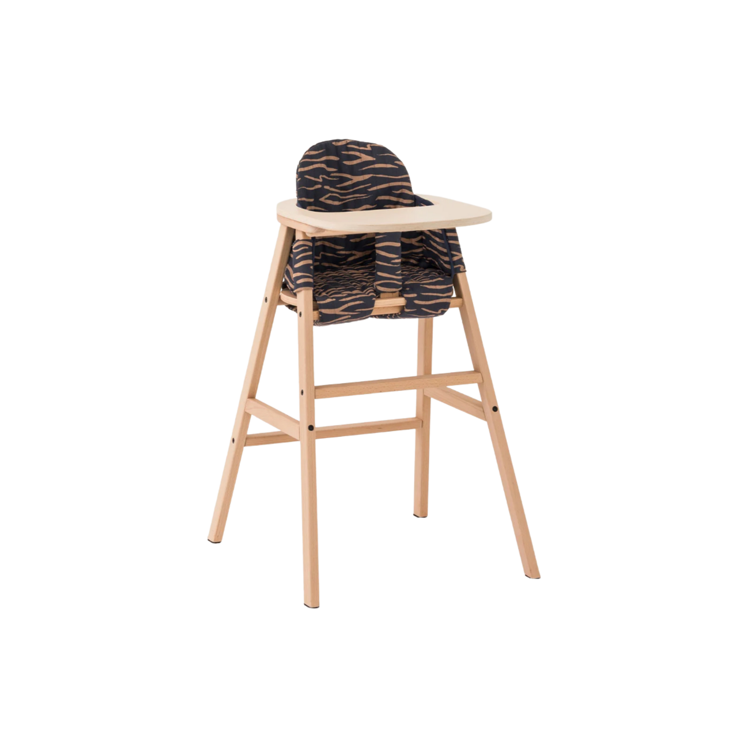 Growing Green evolving chair with tray and cushion