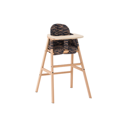 Growing Green evolving chair with tray and cushion
