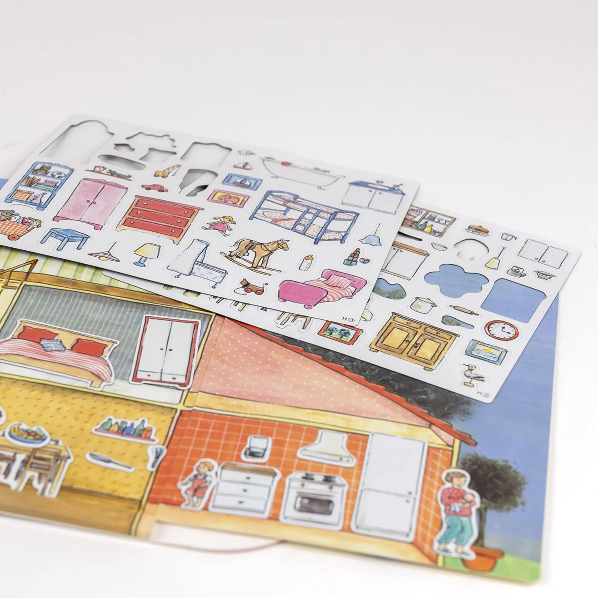 House Magnetic Game