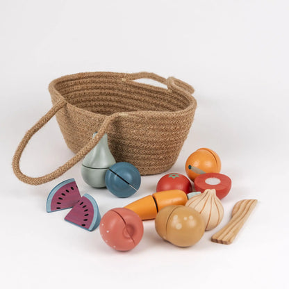 Wooden fruit and vegetables set
