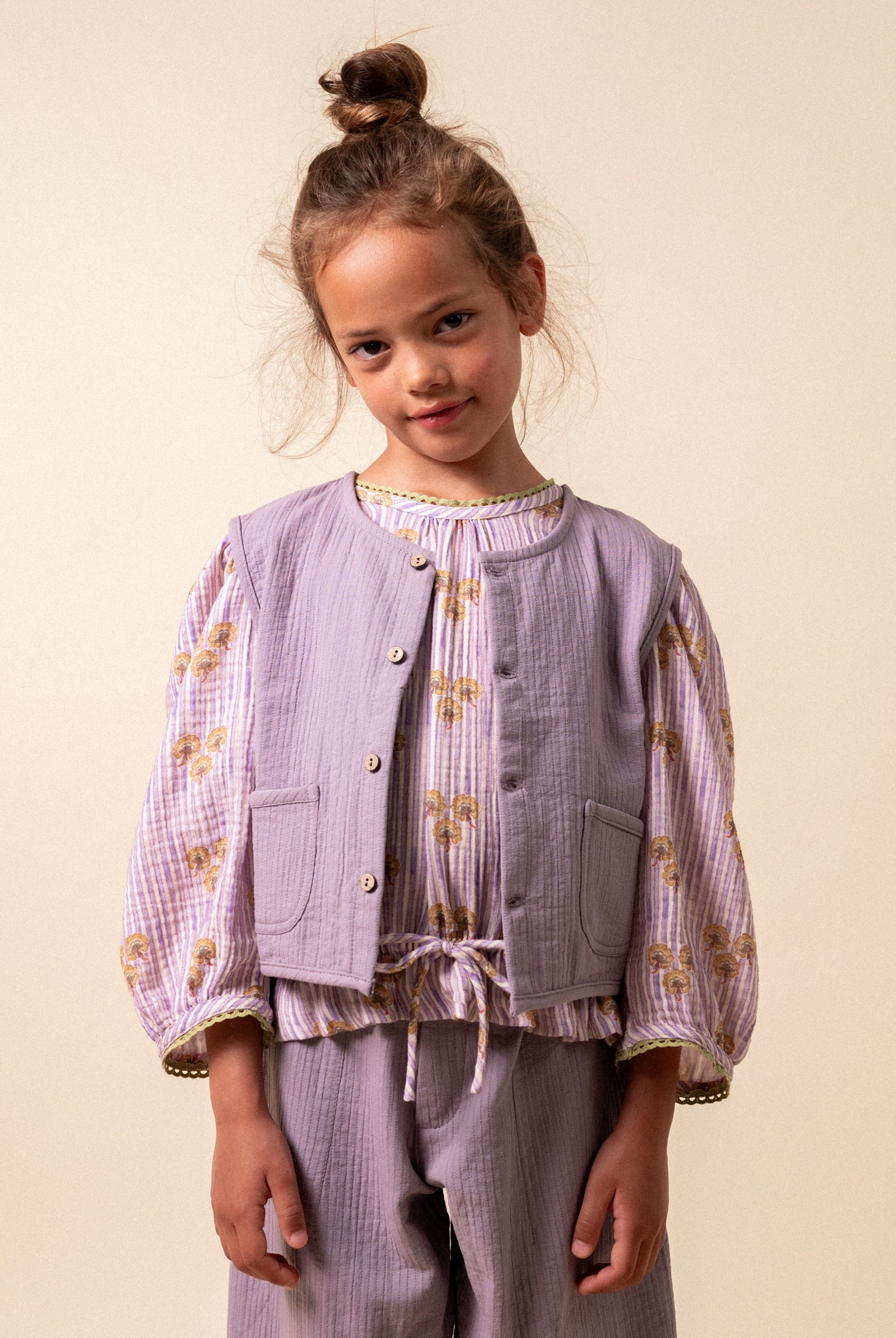 Chaleco antique mauve niña