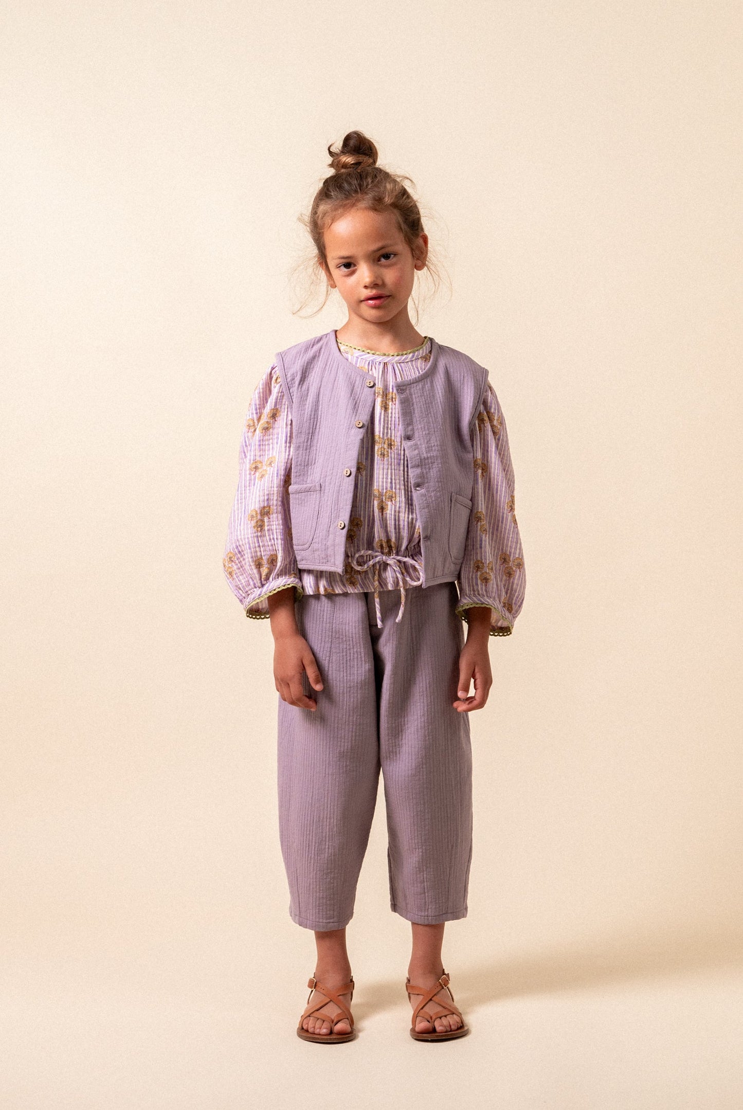 Chaleco antique mauve niña