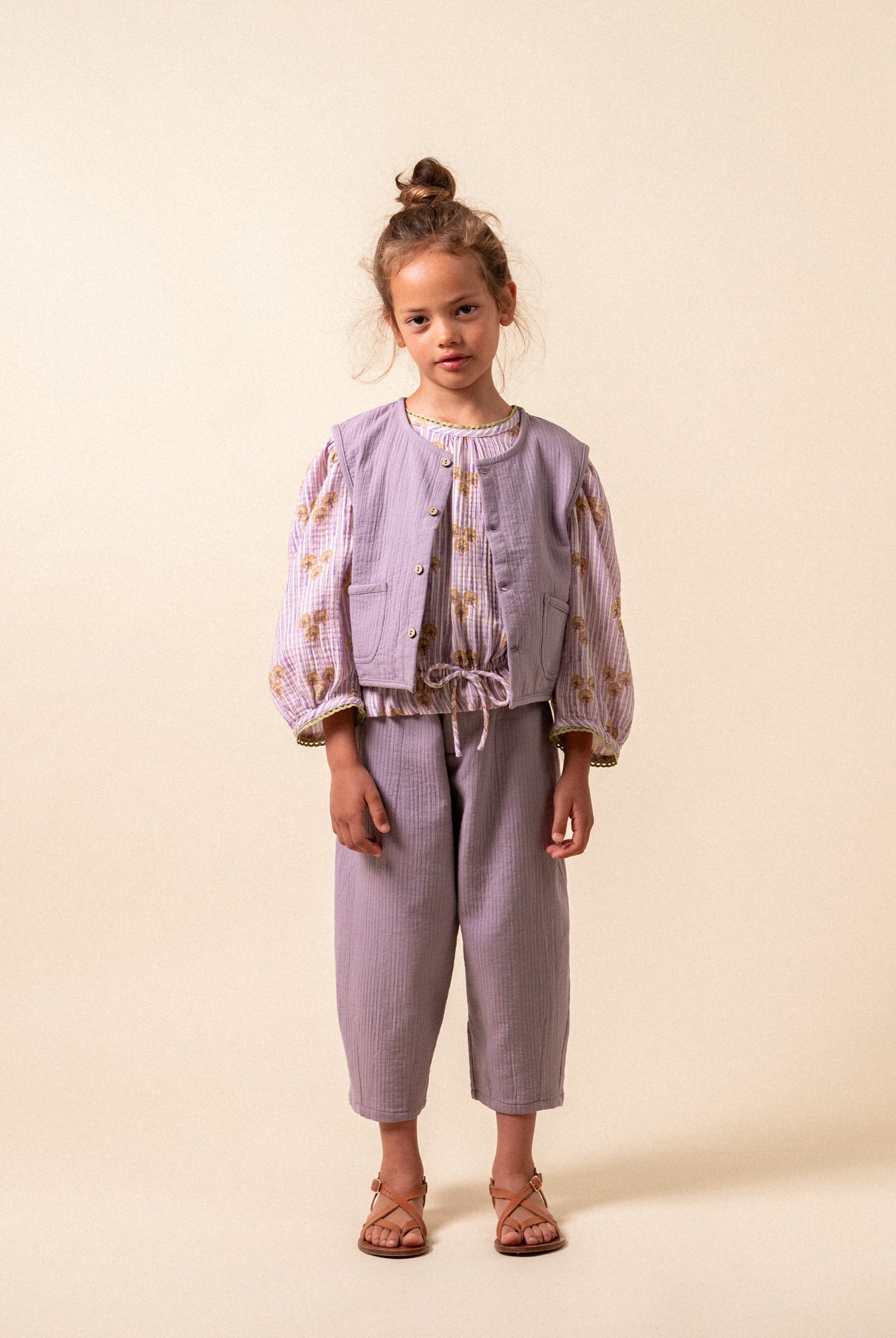 Chaleco antique mauve niña