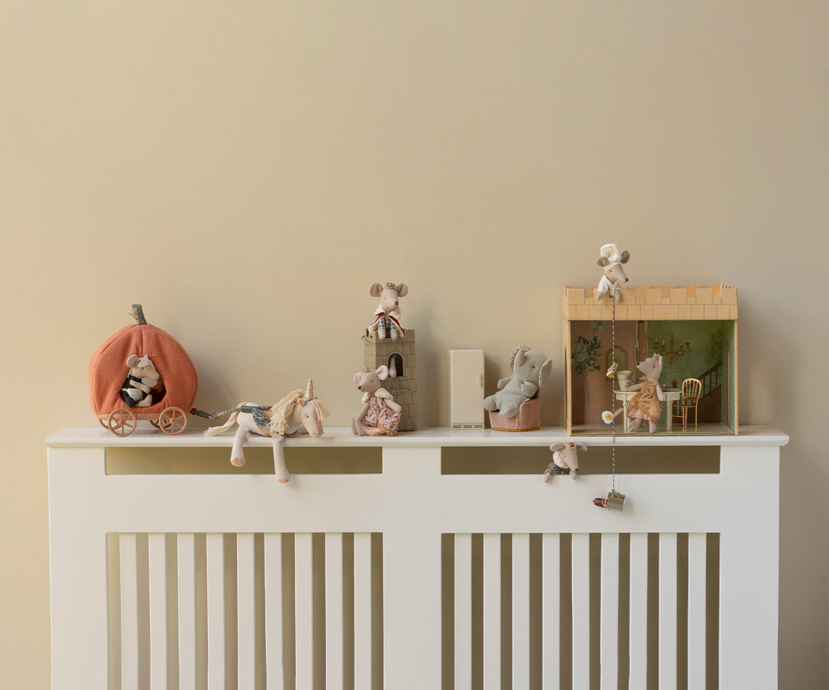 Unicornio, Pequeño
