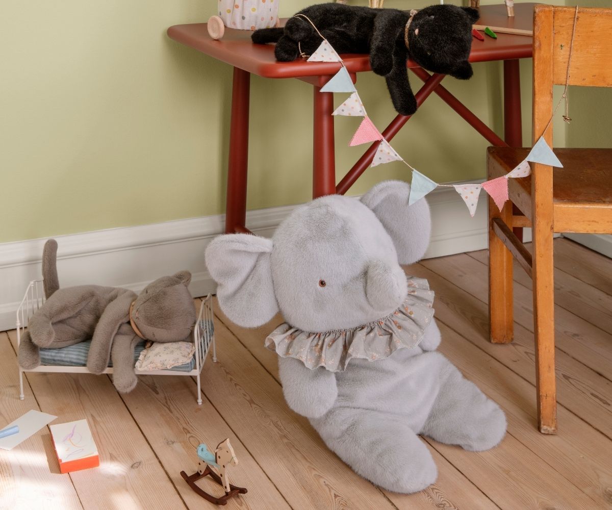 Peluche de gatito durmiendo, medio - Gris