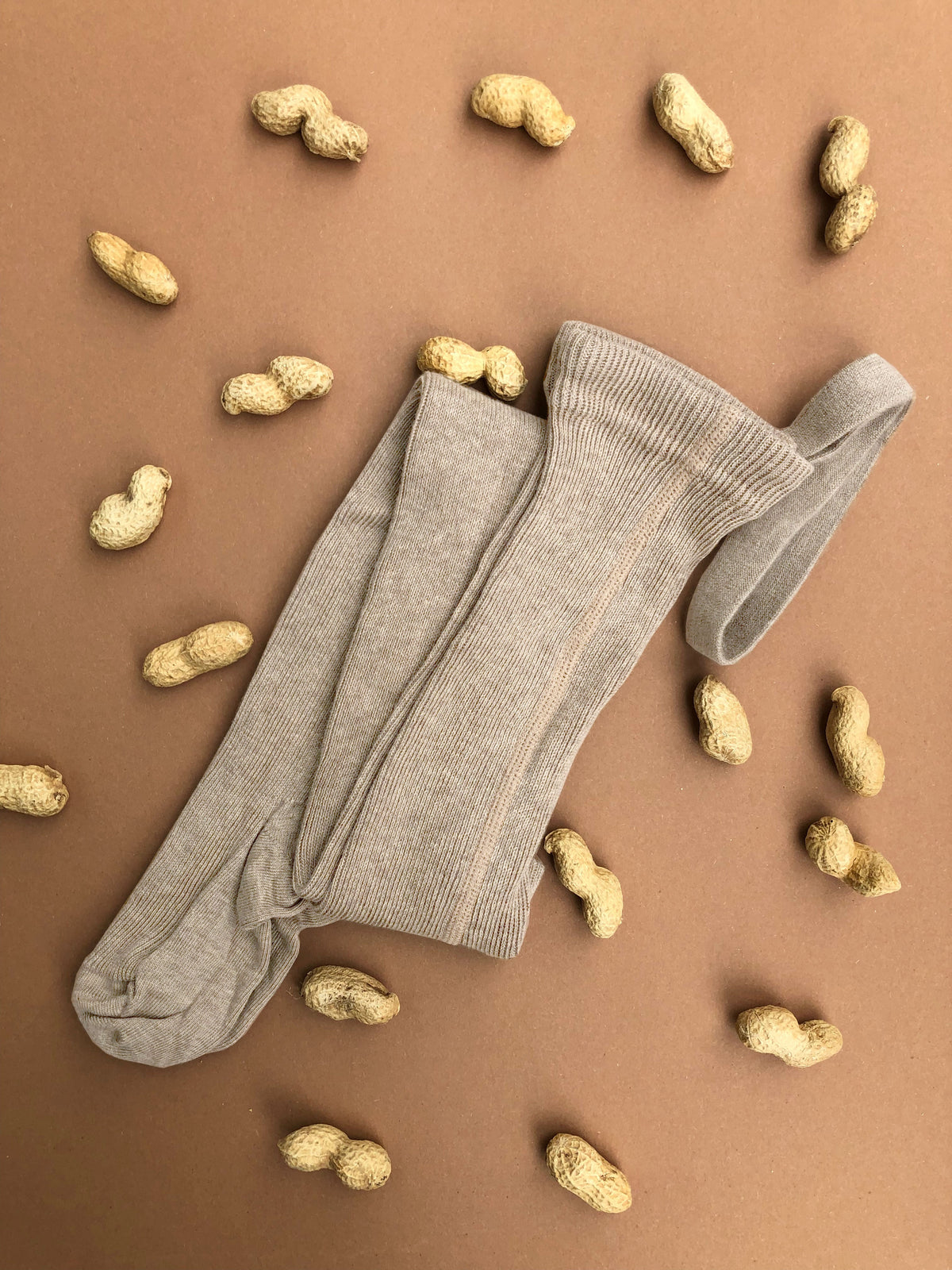 Footed Peanut Blend