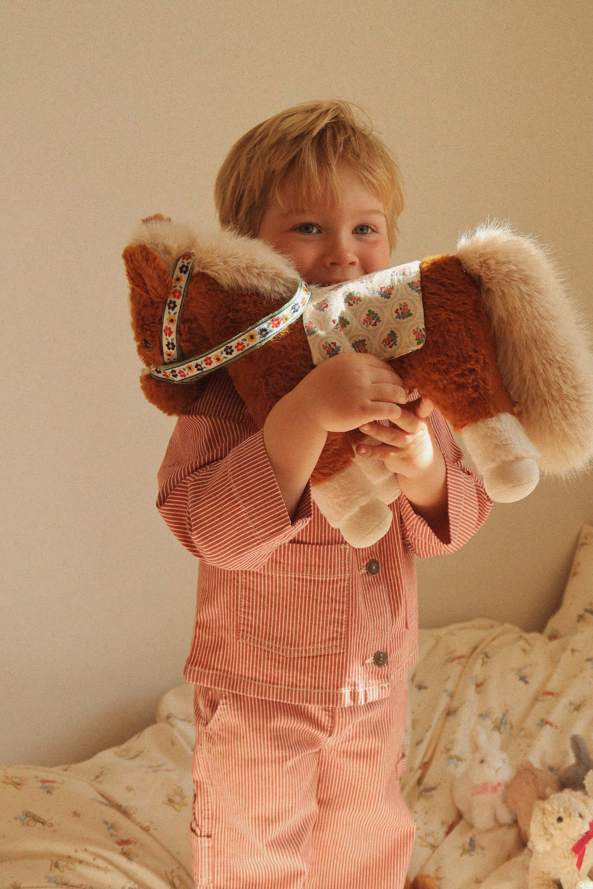 FIONA THE HORSE - multi