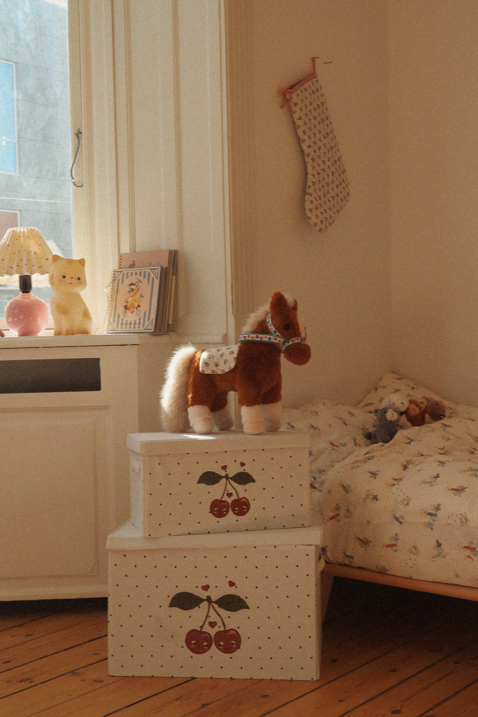 FIONA THE HORSE - multi