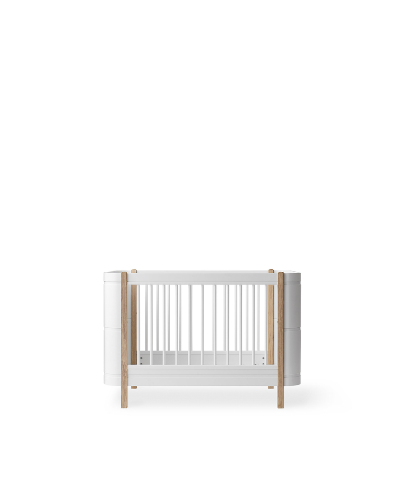 Wood Mini+ cot bed, white/oak