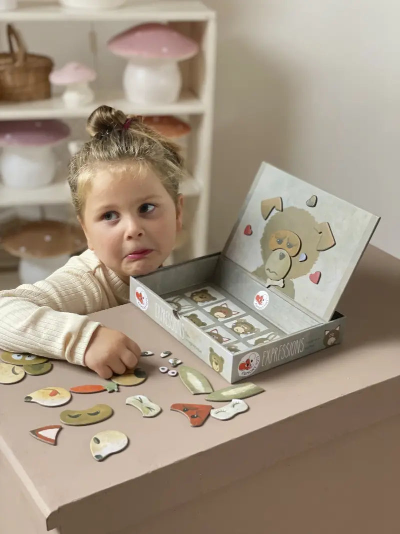 Expressions Magnetic Game