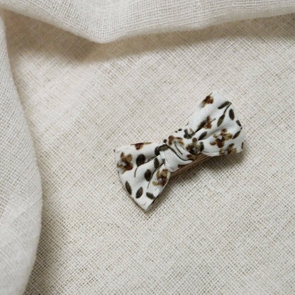 Set vichy-taupe-flowers-plain beige hair clips