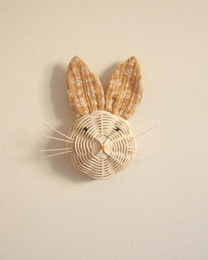 Trophy Rabbit foliage cookie
