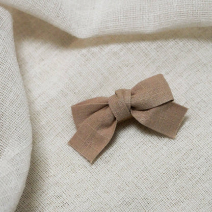 Set vichy-taupe-flowers-plain beige hair clips